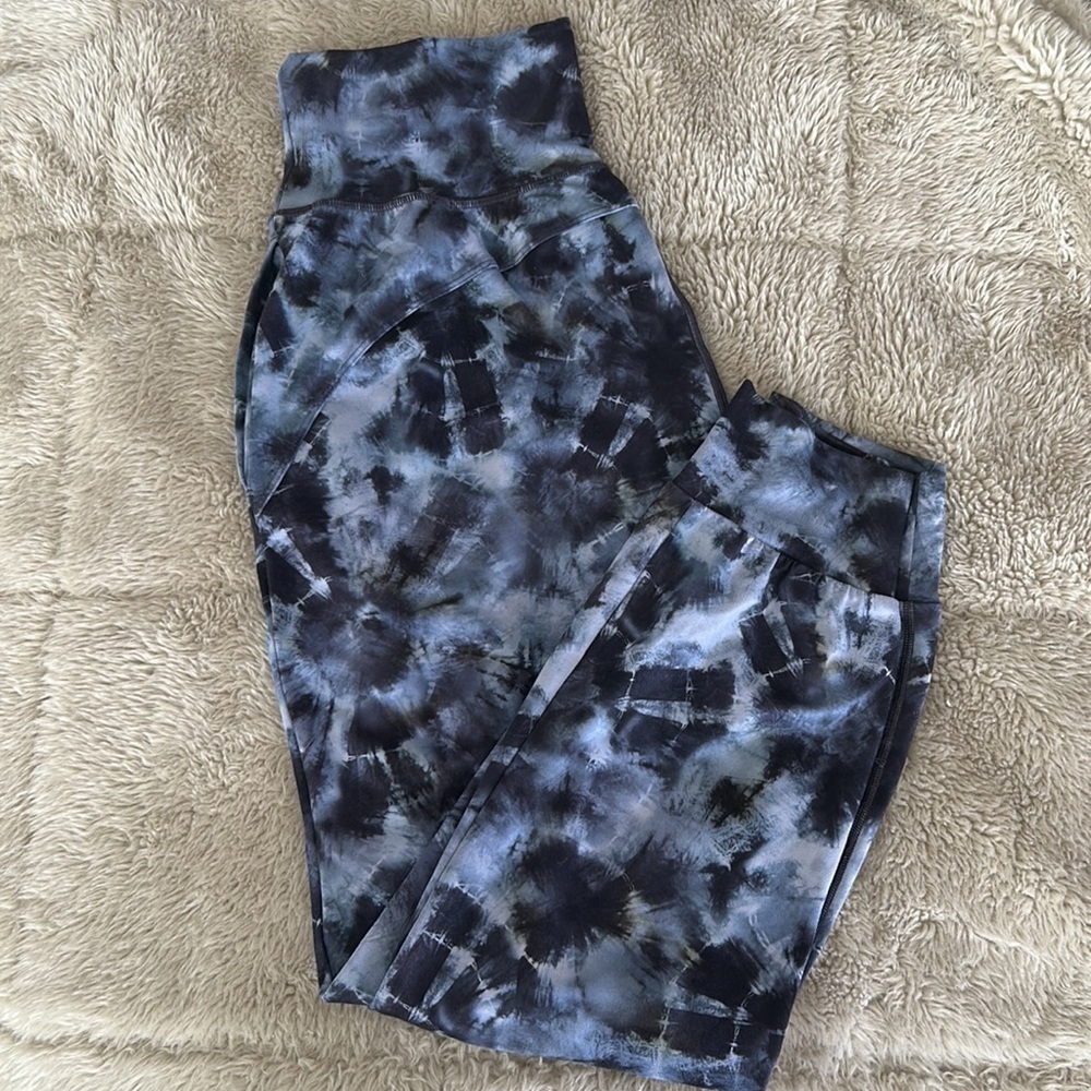 Athleta Salutation Stash High Rise Printed Jogger - Calypso